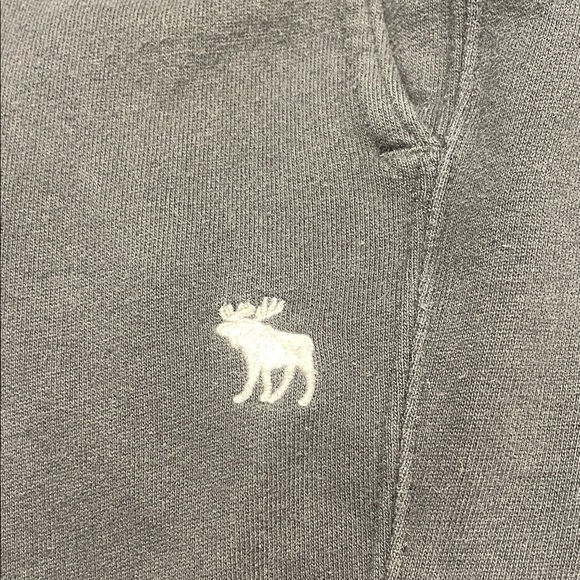 Men's Abercrombie & Fitch Black Jogger Pants - Picture 4 of 5